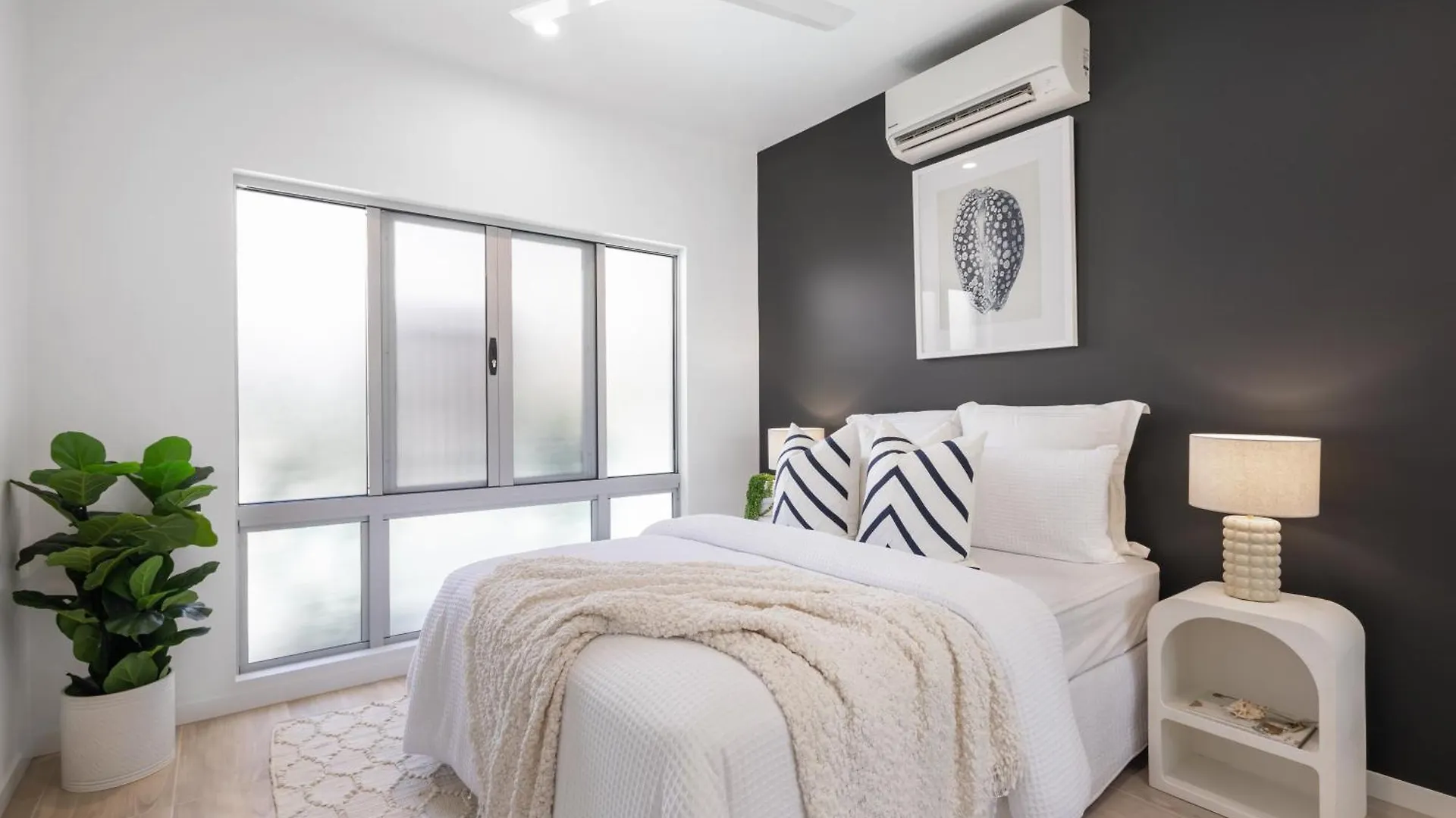 St Crispins Villa 1 With Private Heated Pool Порт Дуглас